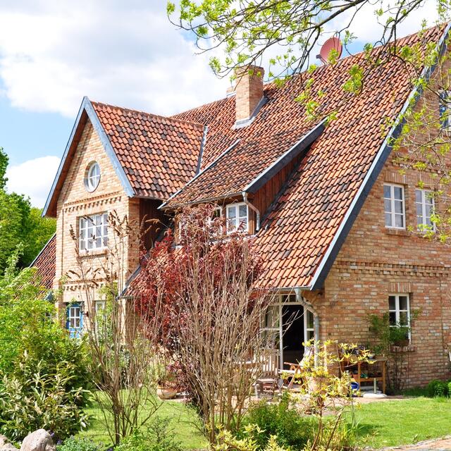 BURGDORFER LAND © OKOK TELEVISION