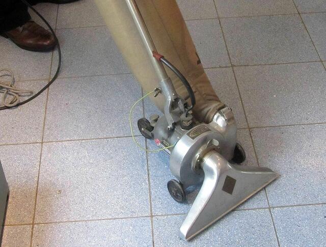 .........  der AEG Staubsauger Vampyr