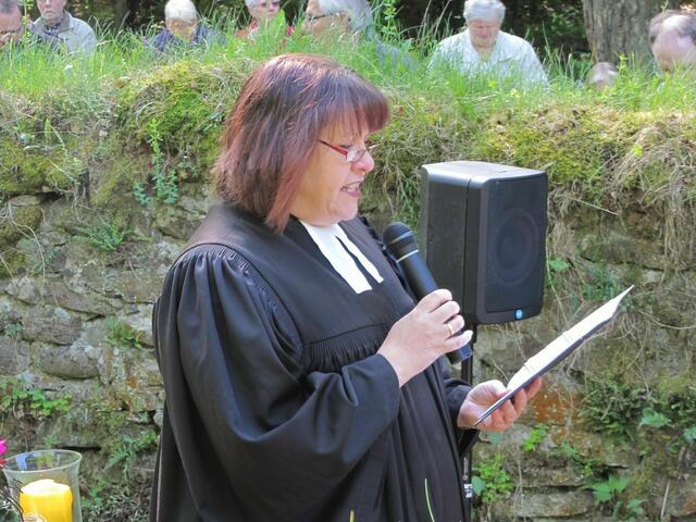 Pfarrerin Kerstin Kandziora aus Neustadt