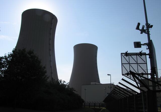 Der in großen Mengen anfallende Atommüll könnte in Zukunft weite Teile der Erde verstrahlen.