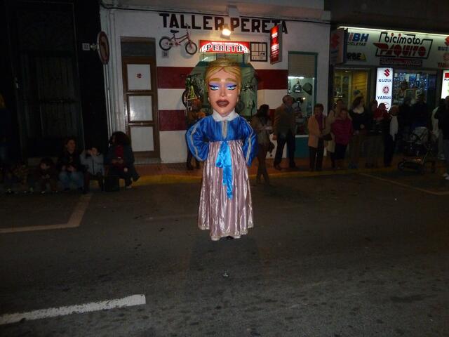 Diese kleine Frau ist auch immer dabei.