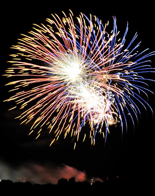 ein wahres Feuerwerk über der Saale