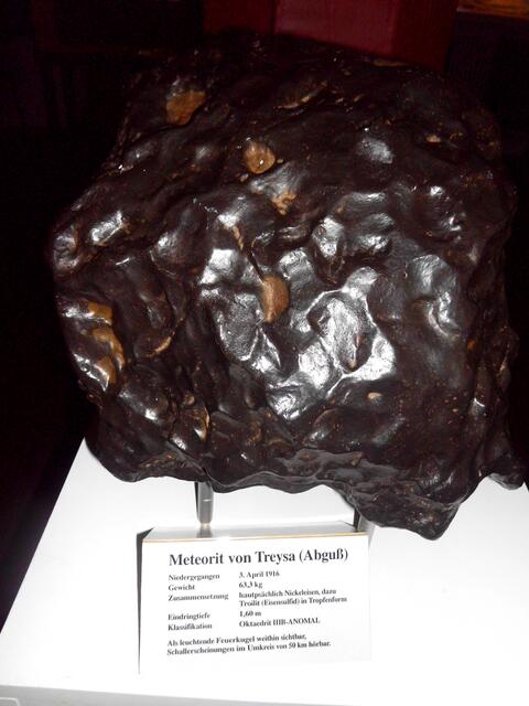 Modell des Meteoriten