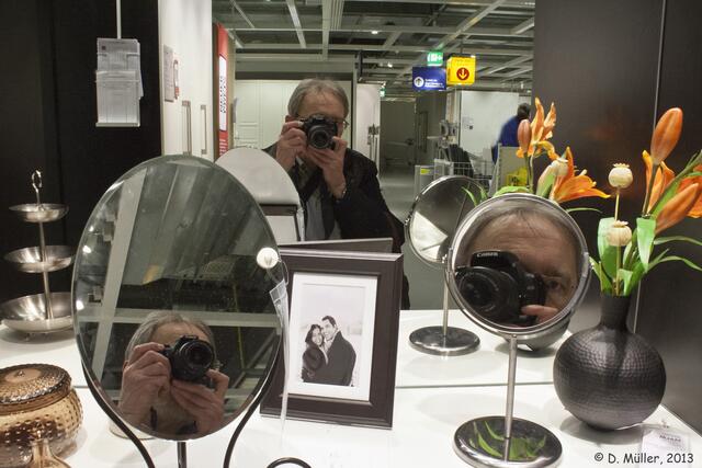 Wo wir grad beim Spiegeln sind - der dreifache Deti ;-)