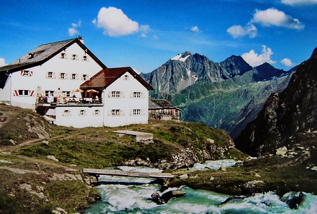 Die Neue Regensburger Hütte