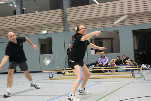 Kommt Heiko Hoppe an diesen Ball noch ran?