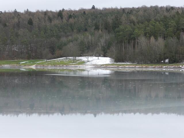 Kaotenwiese mit etwas Schnee.