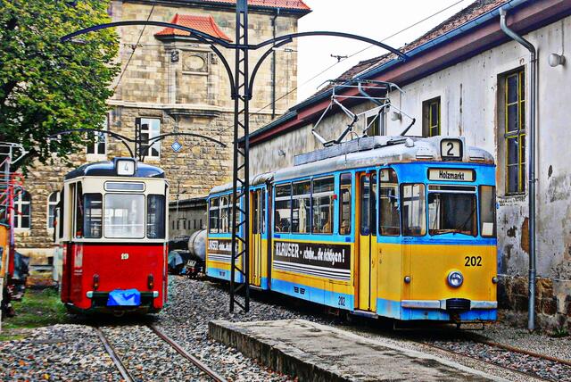Die ehemalige Ringbahn fährt heute vom Hauptbahnhof bis zur Vogelwiese