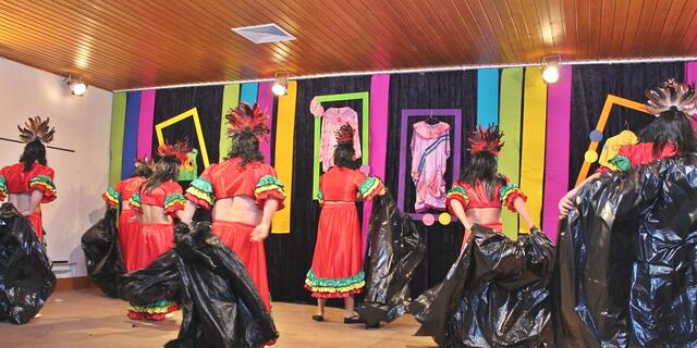 Das Männerballett aus Nieder-Ofleiden.