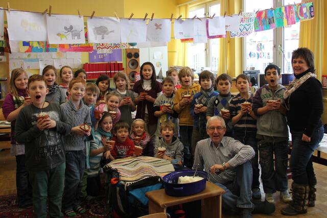 Die Klasse 2 c der Osterbergschule von Herrn Rüffer mit Frau Strube