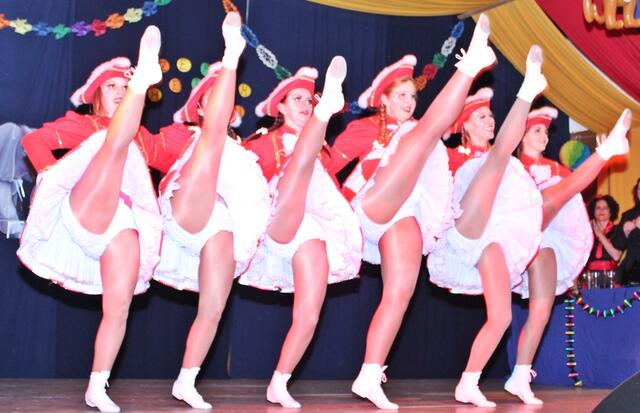 Gardetanz des Kirchhainer Kolping Balletts