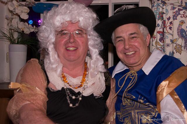 Großer ORCC-Faschingsball 2013 - Modisch voll im Trend: Stadträte Thomas Treffler (links) und Heinz Schrall