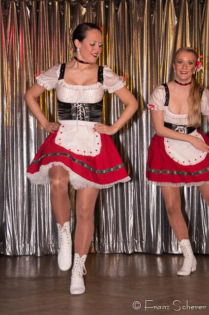 Großer ORCC-Faschingsball 2013 - 33 Jahre mit Frohsinn und Humor. Die Tänzerinnen der ORCC-Showtanz-Garde zeigten ein professionelles Programm
