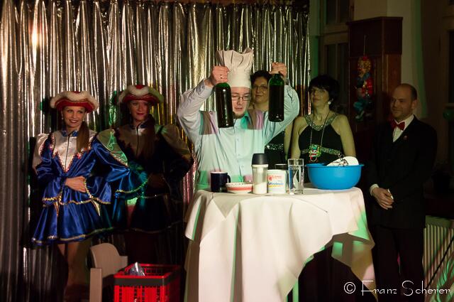 Großer ORCC-Faschingsball 2013 - Grandioses Debut: Sven Korper mit seiner nicht ganz alkoholfreien Kochshow