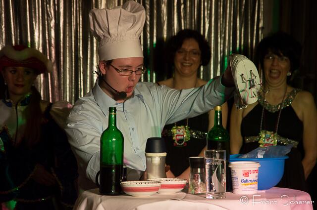 Großer ORCC-Faschingsball 2013 - Grandioses Debut: Sven Korper mit seiner nicht ganz alkoholfreien Kochshow