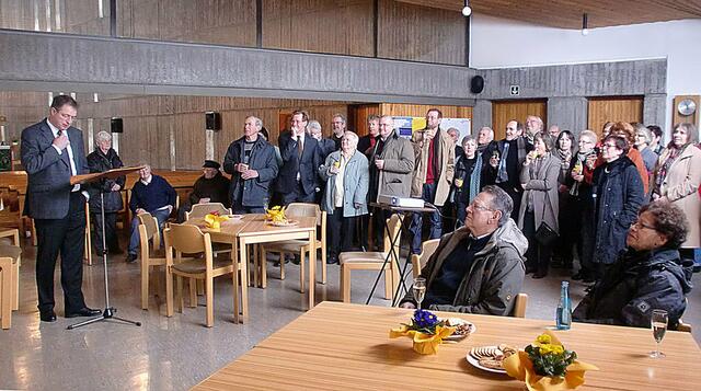 Viele Gäste trafen sich beim anschließenden Empfang