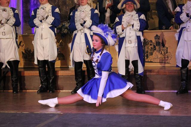 Tanz des Juniorenmariechens