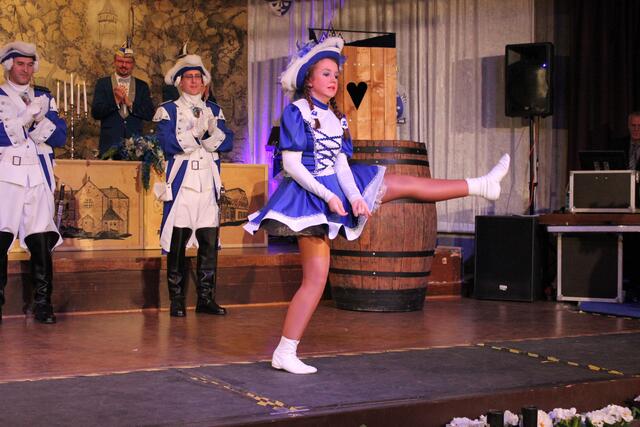 Tanz des Juniorenmariechens