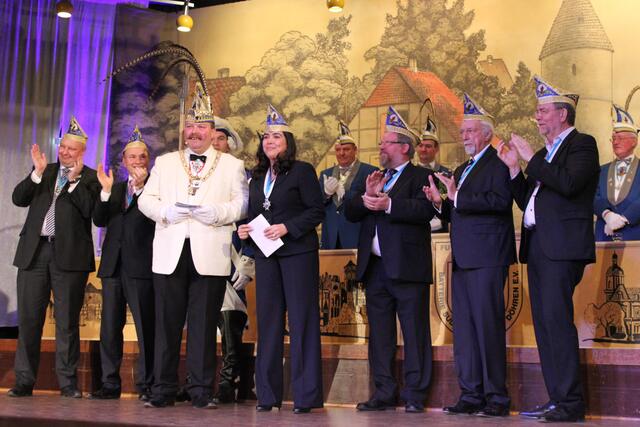 v.l.n.r.: Jörg Bode, Dr. Volker Müller, Martin Weber (Sitzungspräsident), Aygül Özkan, Adolf Bauer, Wolfgang Puschmann und Wilhelm Lindenberg