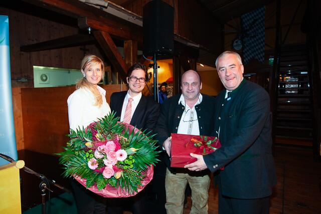 JU Landesvorsitzende Katrin Albsteiger, CSU Ortsvorsitzender Matthias Götz, CSU Ortsgeschäftsführer Günter Bugar und Bayr. Staatsminister Ludwig Spaenle, MdL.