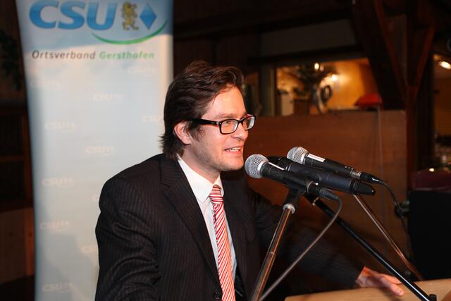 CSU Ortsvorsitzender Matthias Götz bei seiner Begrüßungsrede