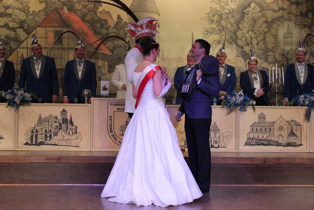 Rainer Behrens als "Der Busfahrer" mit dem Prinzenpaar der Landeshauptstadt Hannover Prinz Heiko I. und Prinzessin Anke I.