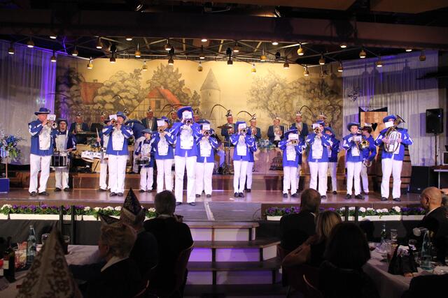 Musikzug der Funkenartillerie Blau- Weiß Döhren