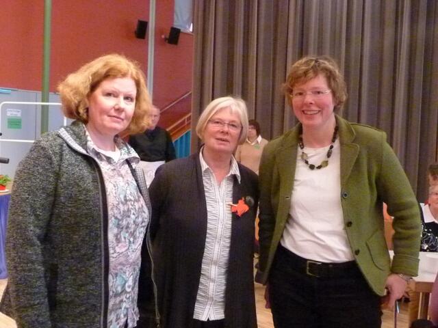 Ulrike Weingartner, Mechthild von Luxburg und Referentin Prof. Dr. Beate Hofmann