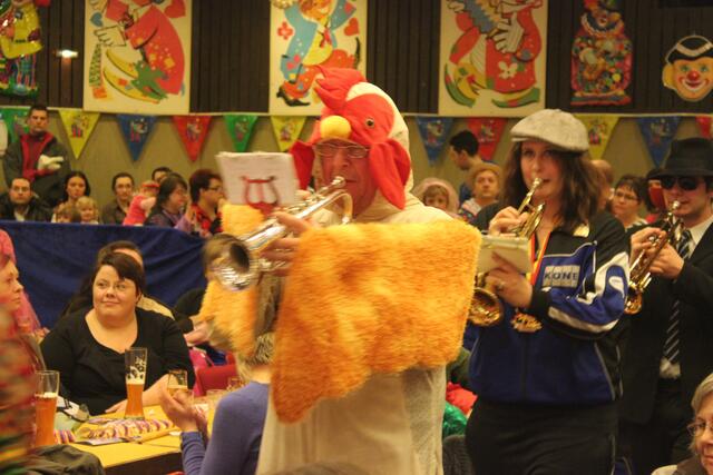 Einzug des Musikzugs