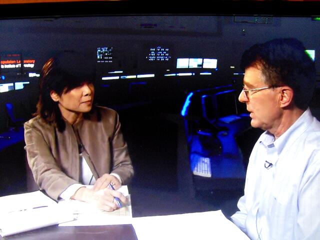 . . . während der Liveübertragung im Studio der NASA in Pasadena, CA. USA . . .