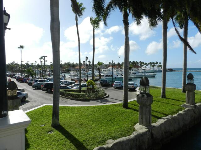 Hafen von Aruba