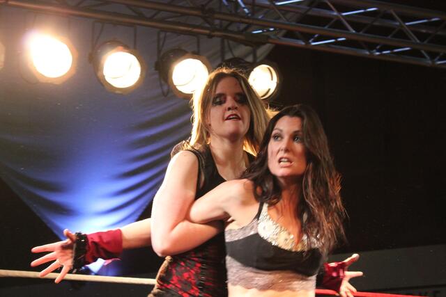 Kathie Lea vs. Layla Rose