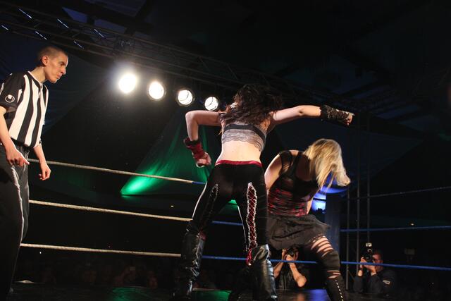 Kathie Lea vs. Layla Rose