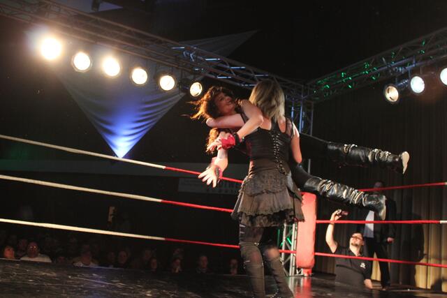 Kathie Lea vs. Layla Rose