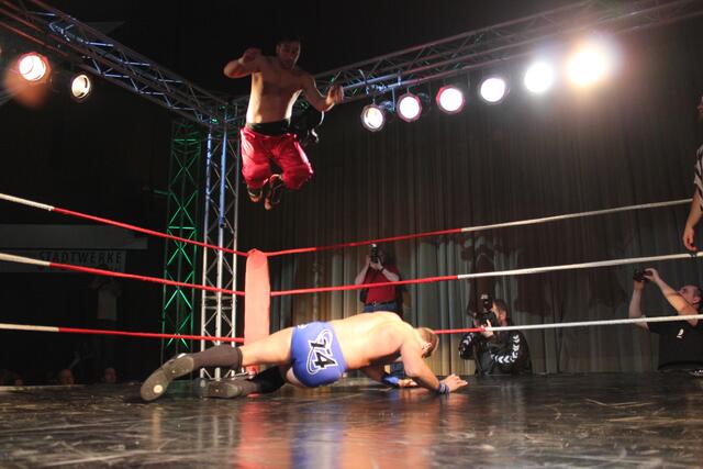 Stevie Richards vs. Tarkan Aslan