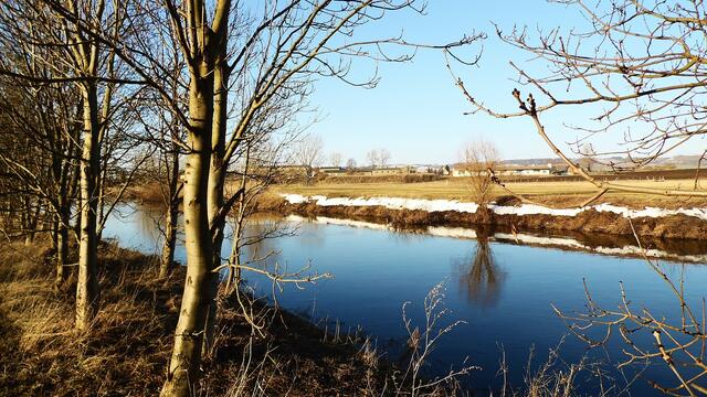 Samstag der 2.3.2013 - Schneebedeckte Ufer !