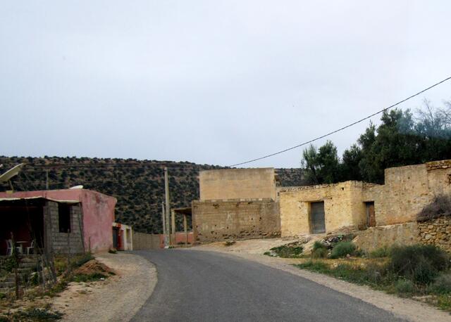 Die Berber sind die Ureinwohner Marokkos. Im siebten Jahrhundert drangen die Araber in das nordafrikanische Land vor. Die stolzen Berber zogen sich in die Berge zurück und sind bis heute dort geblieben. Sie leben im Atlas ihr eigenes ganz einfaches Leben.