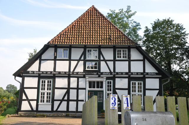Im Detail - Wennebostel im Burgdorfer Land © OKOK TELEVISION