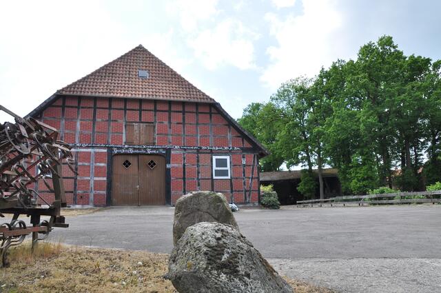 Im Detail - Mellendorf im Burgdorfer Land © OKOK TELEVISION