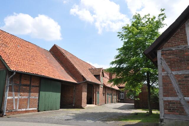 Im Detail - Mellendorf im Burgdorfer Land © OKOK TELEVISION