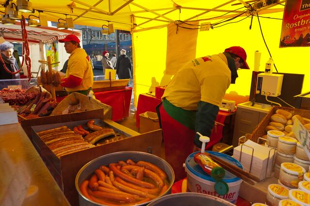 ... lecker Bock- und Bratwurst - die reinste Verführung