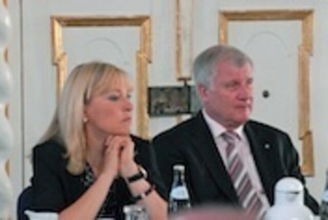 Justizministerin Dr. Beate Merk und Ministerpräsident 
Horst Seehofer | Foto: www.csu.de