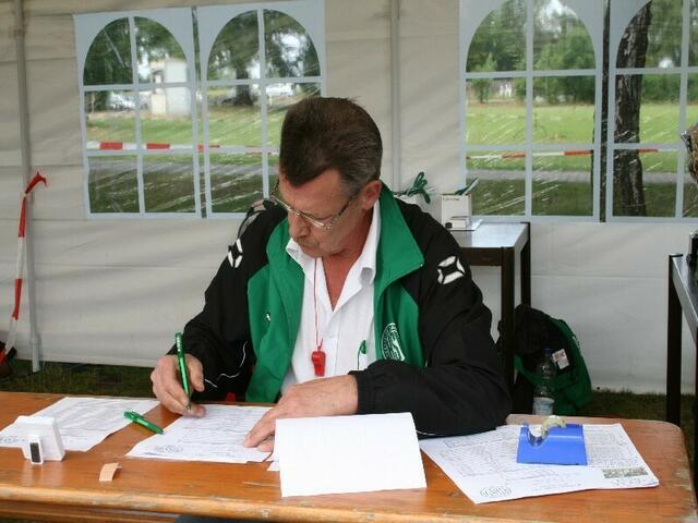 Cheforganisator Martin van Bommel bei der Arbeit.