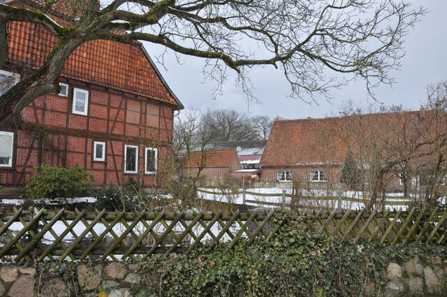 Im Detail - Weferlingsen im Burgdorfer Land © OKOK TELEVISION
