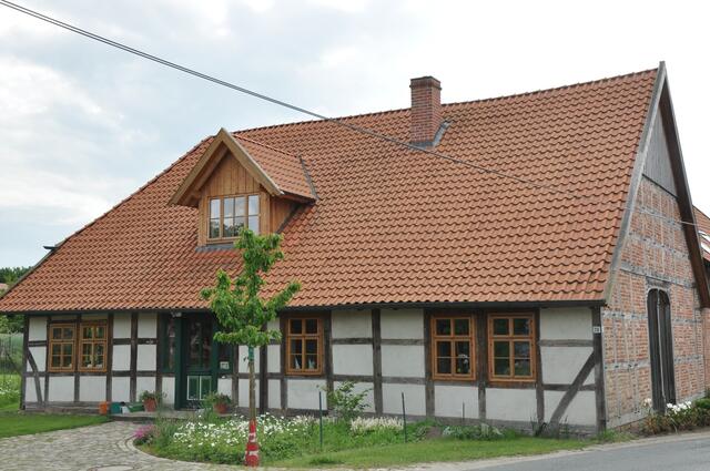 Im Detail - Negenborn im Burgdorfer Land © OKOK TELEVISION