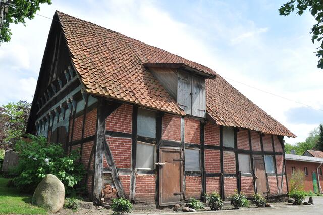 Im Detail - Negenborn im Burgdorfer Land © OKOK TELEVISION
