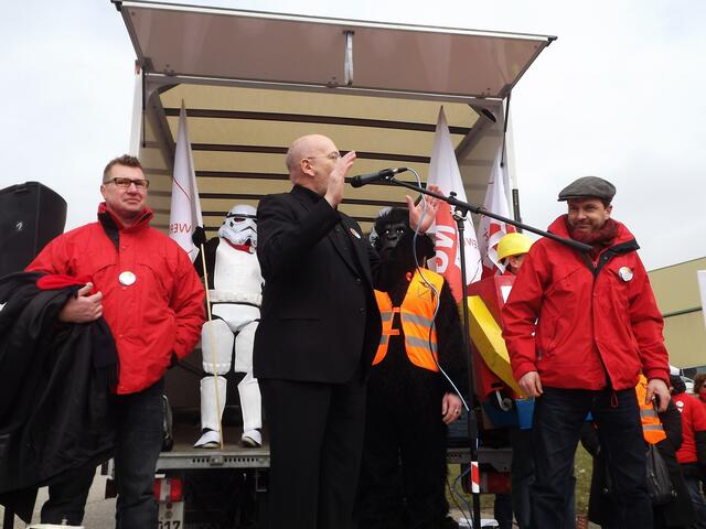 Franz Josef Möllenberg Links NGG Thomas Schwarz Rechts Tim Lubetzki
