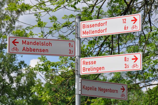 Im Detail - Negenborn im Burgdorfer Land © OKOK TELEVISION