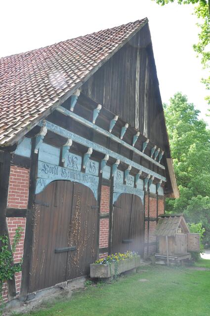 Im Detail - Negenborn im Burgdorfer Land © OKOK TELEVISION