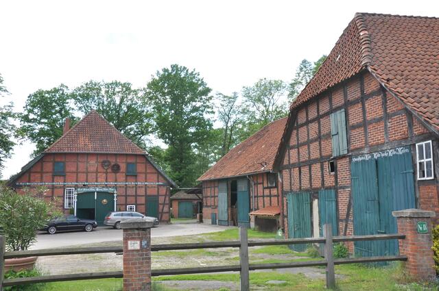 Im Detail - Negenborn im Burgdorfer Land © OKOK TELEVISION